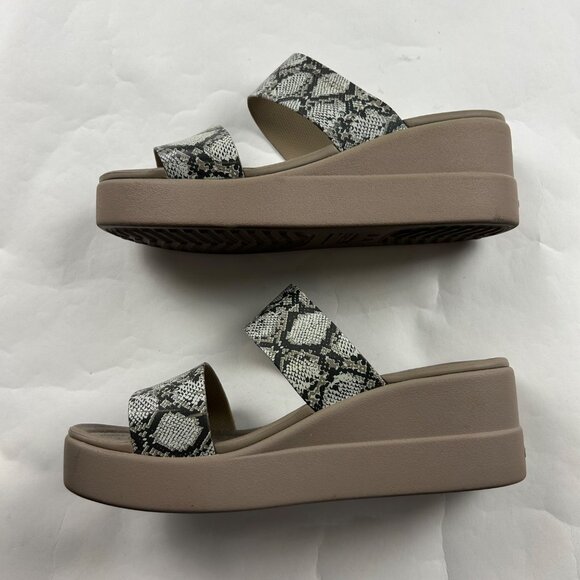 Crocs Beige Snake Print Brooklyn Mid Wedge Strappy Sandal W10 - Picture 4 of 7